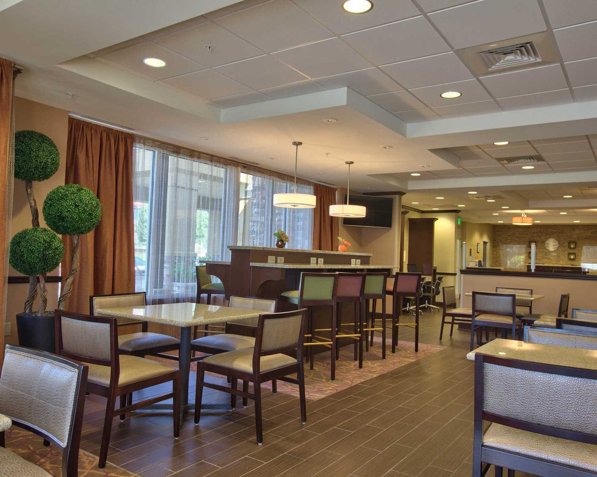 Comfort Inn & Suites Dothan East Konforlar fotoğraf