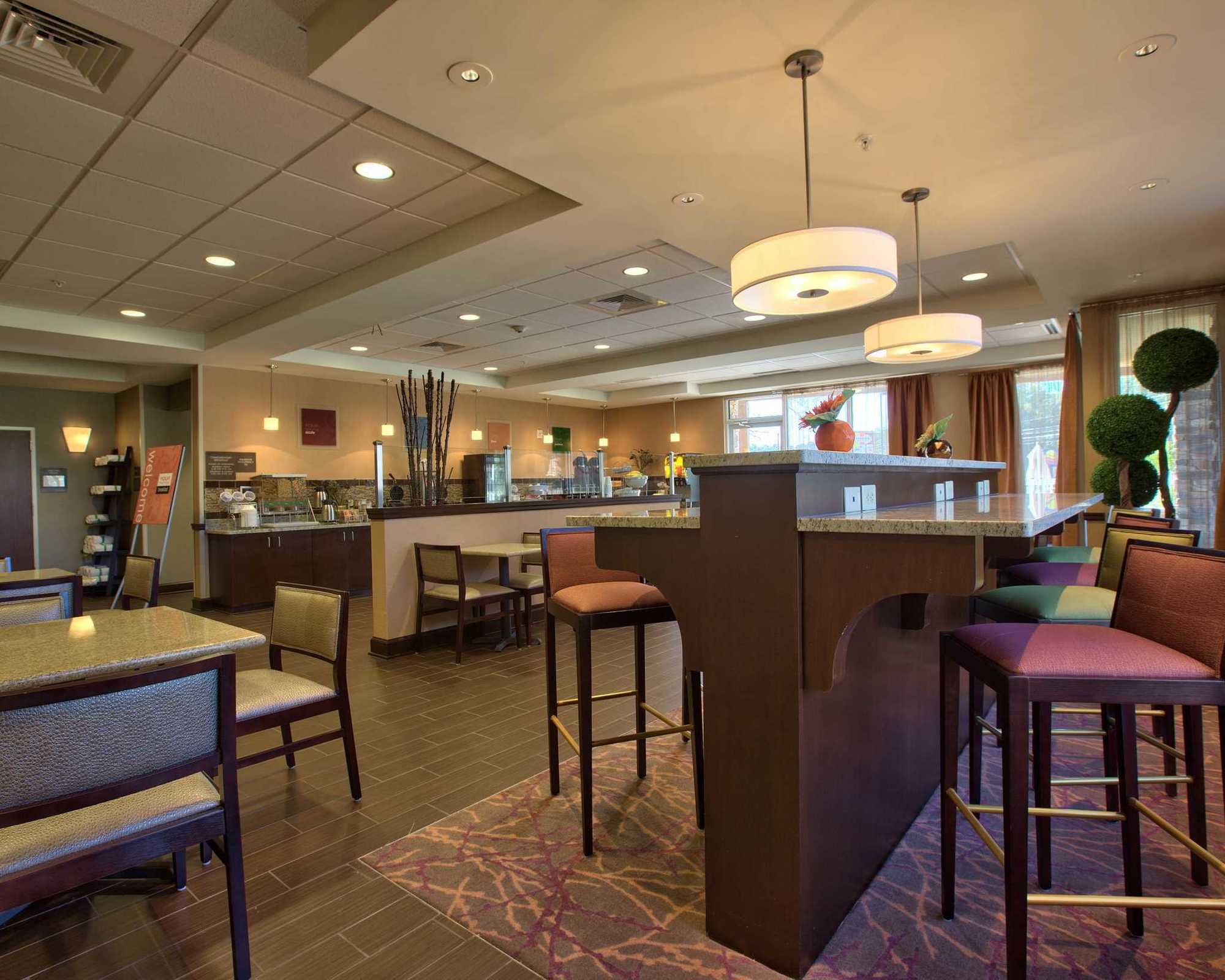 Comfort Inn & Suites Dothan East Konforlar fotoğraf